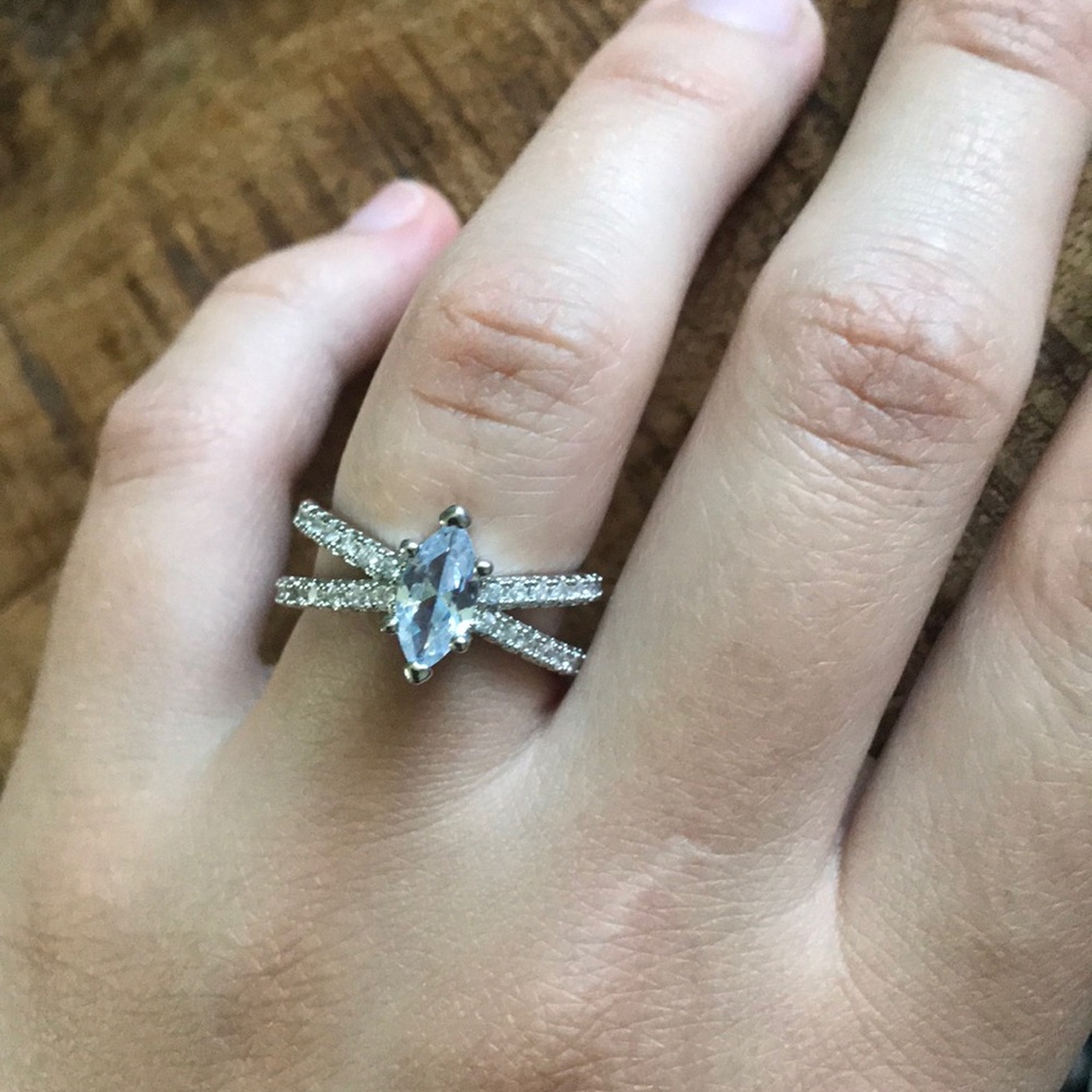 NWT 925 Silver Marquise Cut White Sapphire Ring - Picture 6 of 6